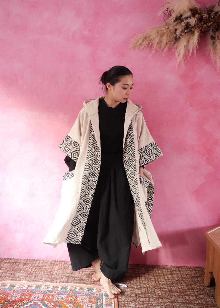 ZARIA] 厚手カディ/ 幾何学 Kimono 和羽織・ガウンコート | KujA