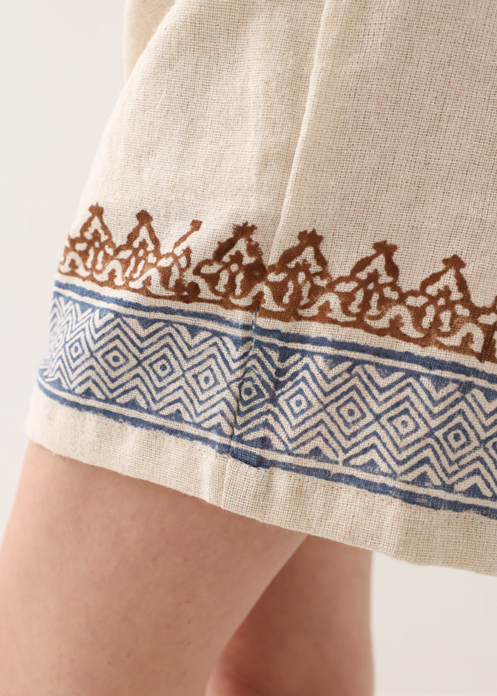 [セットアップ] tribal breeze 編み上げ2wayフーディトップス＆ハーフパンツ
