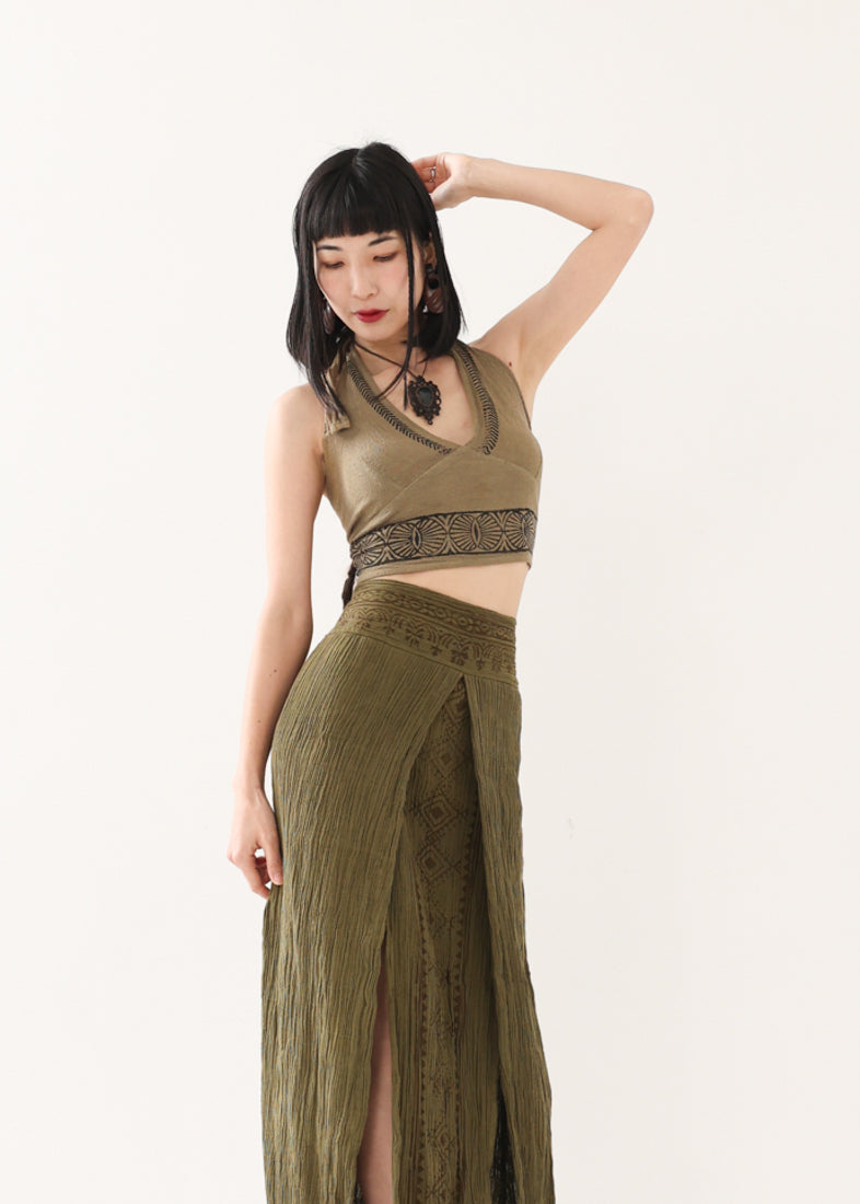 [Tribal Earth] Vネックホルタークロップトップス 全2色