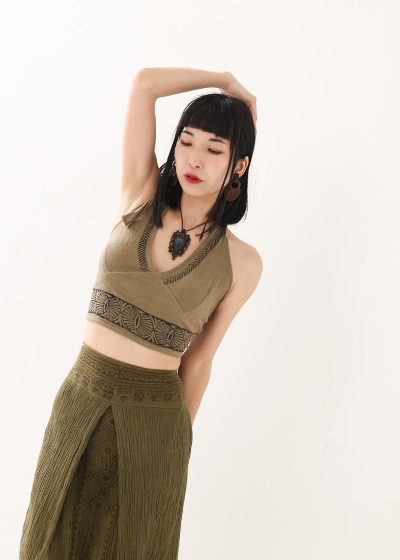 [Tribal Earth] Vネックホルタークロップトップス 全2色