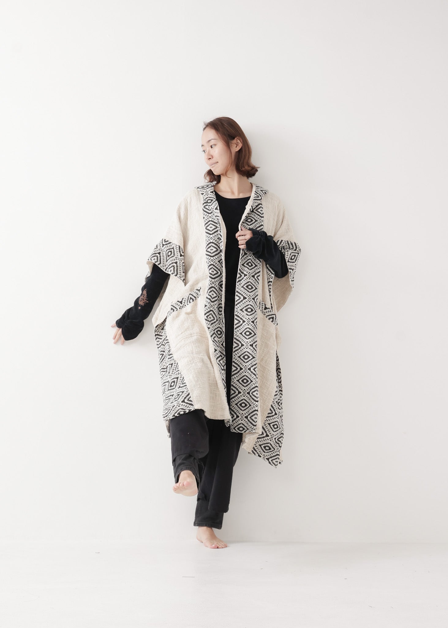 ZARIA] 厚手カディ/ 幾何学 Kimono 和羽織・ガウンコート | KujA