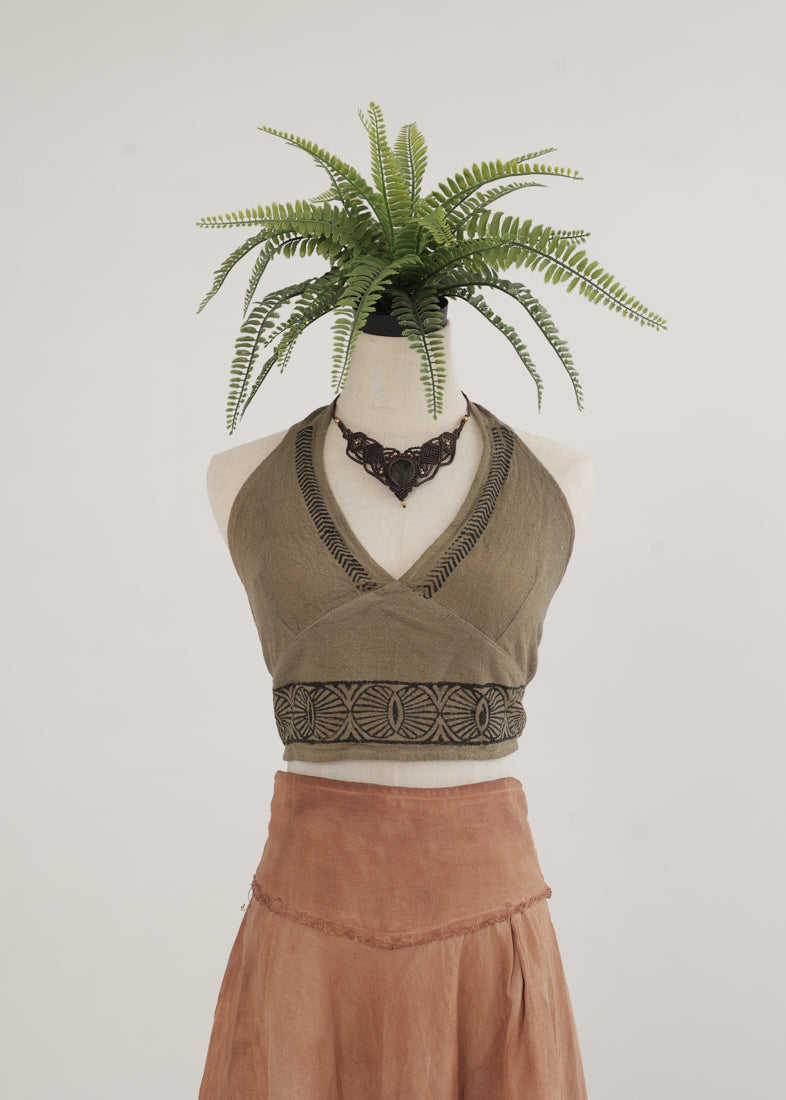 [Tribal Earth] Vネックホルタークロップトップス 全2色