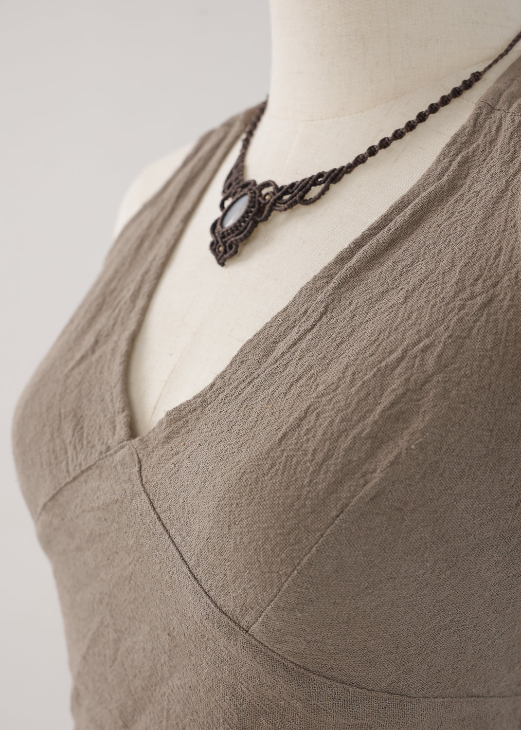 [Khadi of Love / 草木染め] Vネックホルター・クロップドトップス 全3色