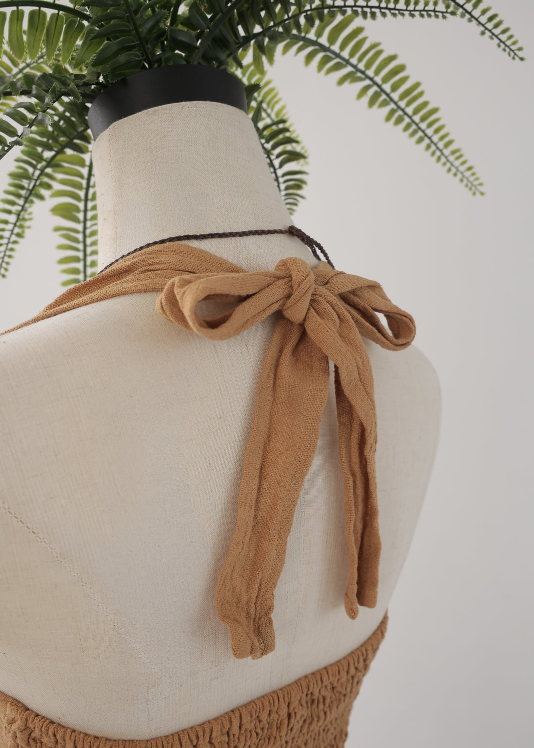 [Khadi of Love / 草木染め] Vネックホルター・クロップドトップス 全3色