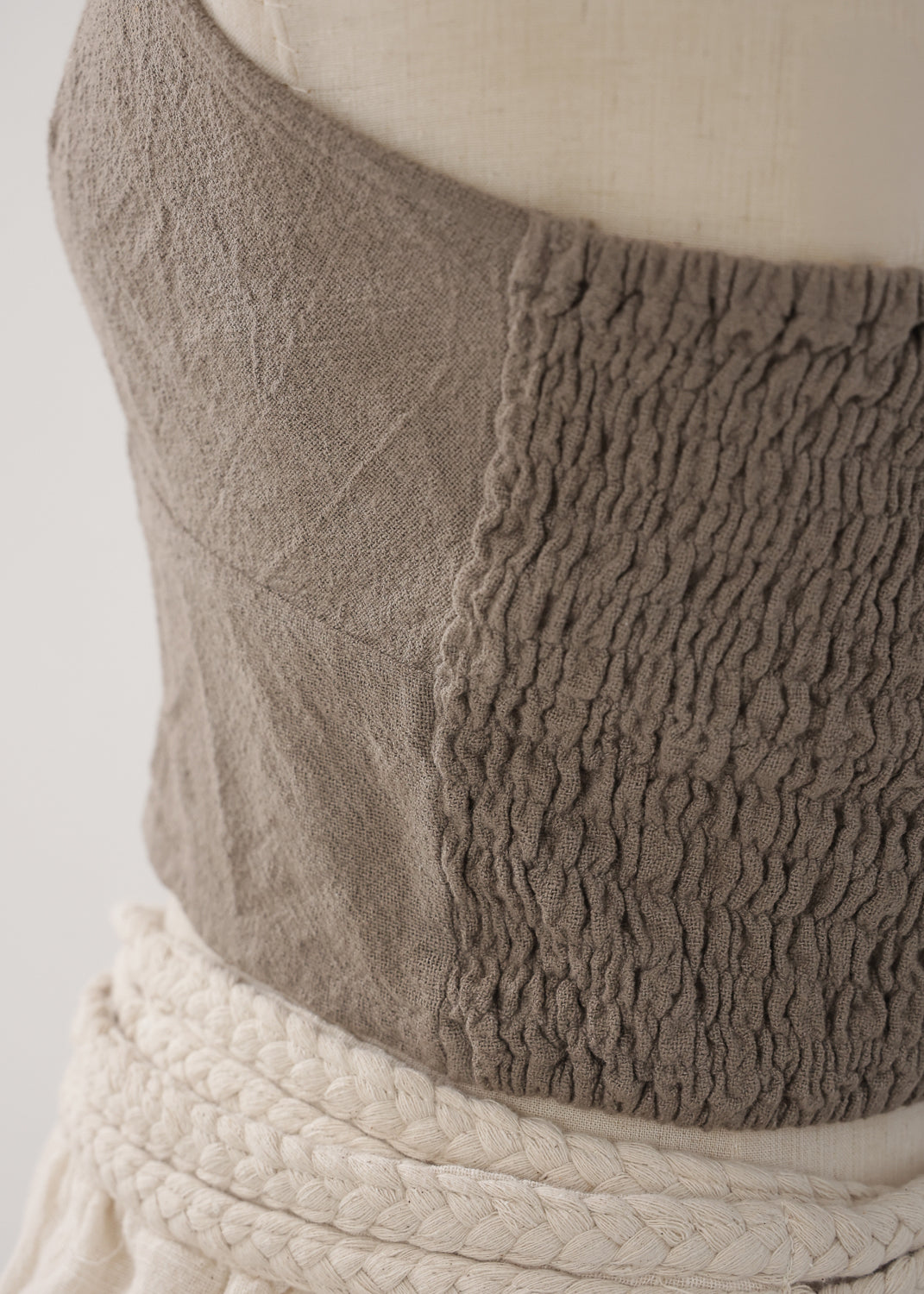 [Khadi of Love / 草木染め] Vネックホルター・クロップドトップス 全3色
