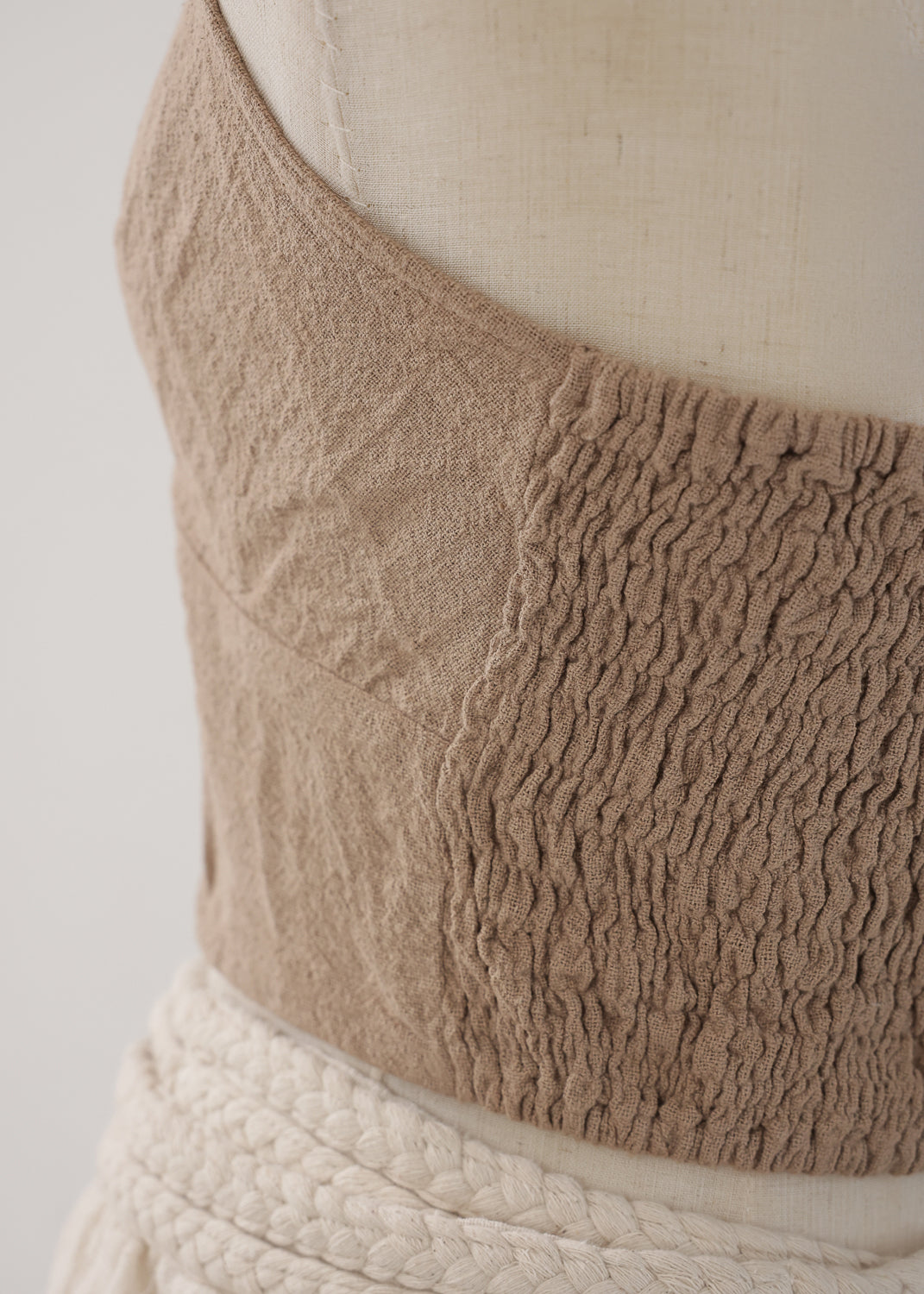 [Khadi of Love / 草木染め] Vネックホルター・クロップドトップス 全3色