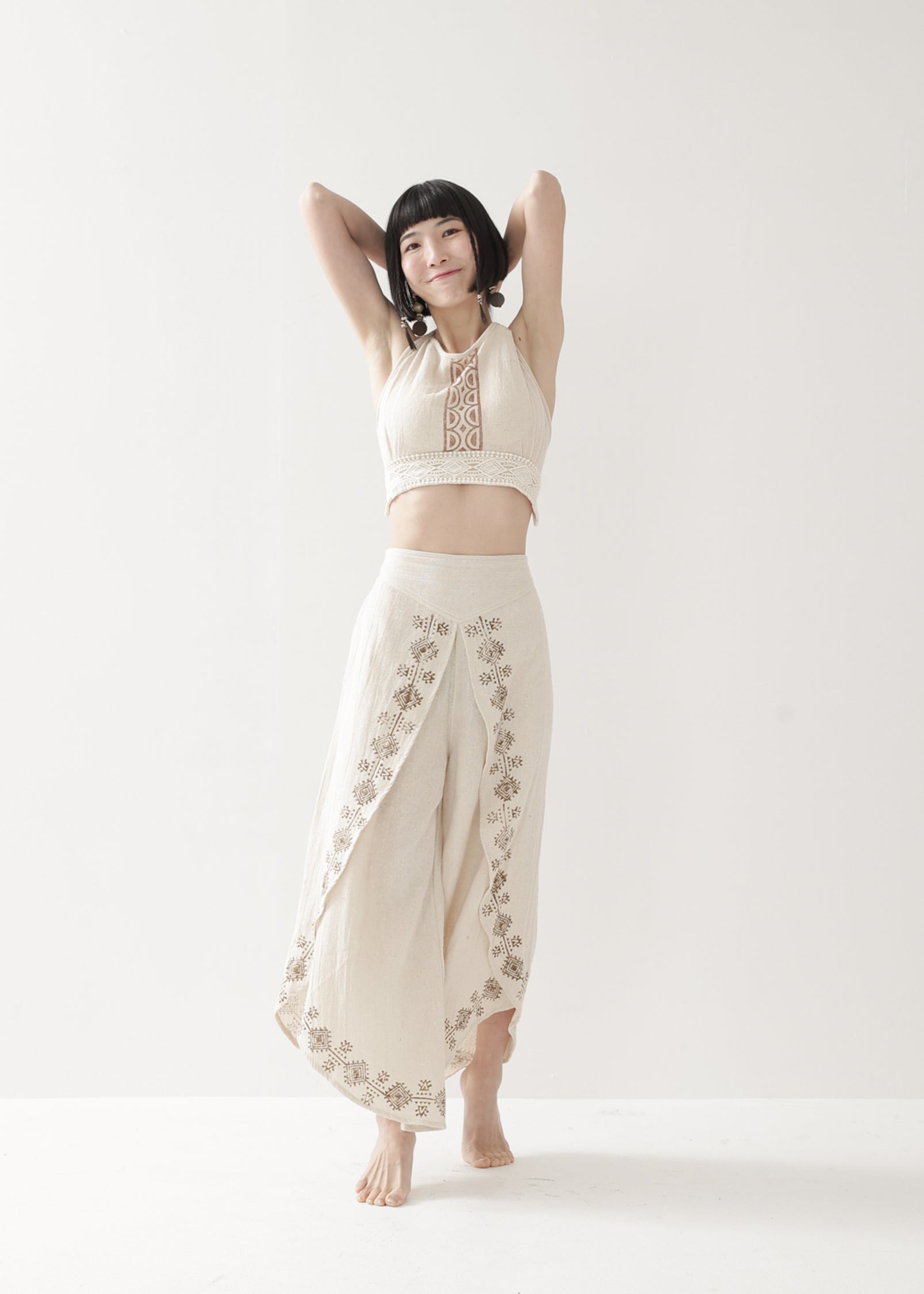 KujA goddess] 手織りカディコットン Shanti デザインフレア