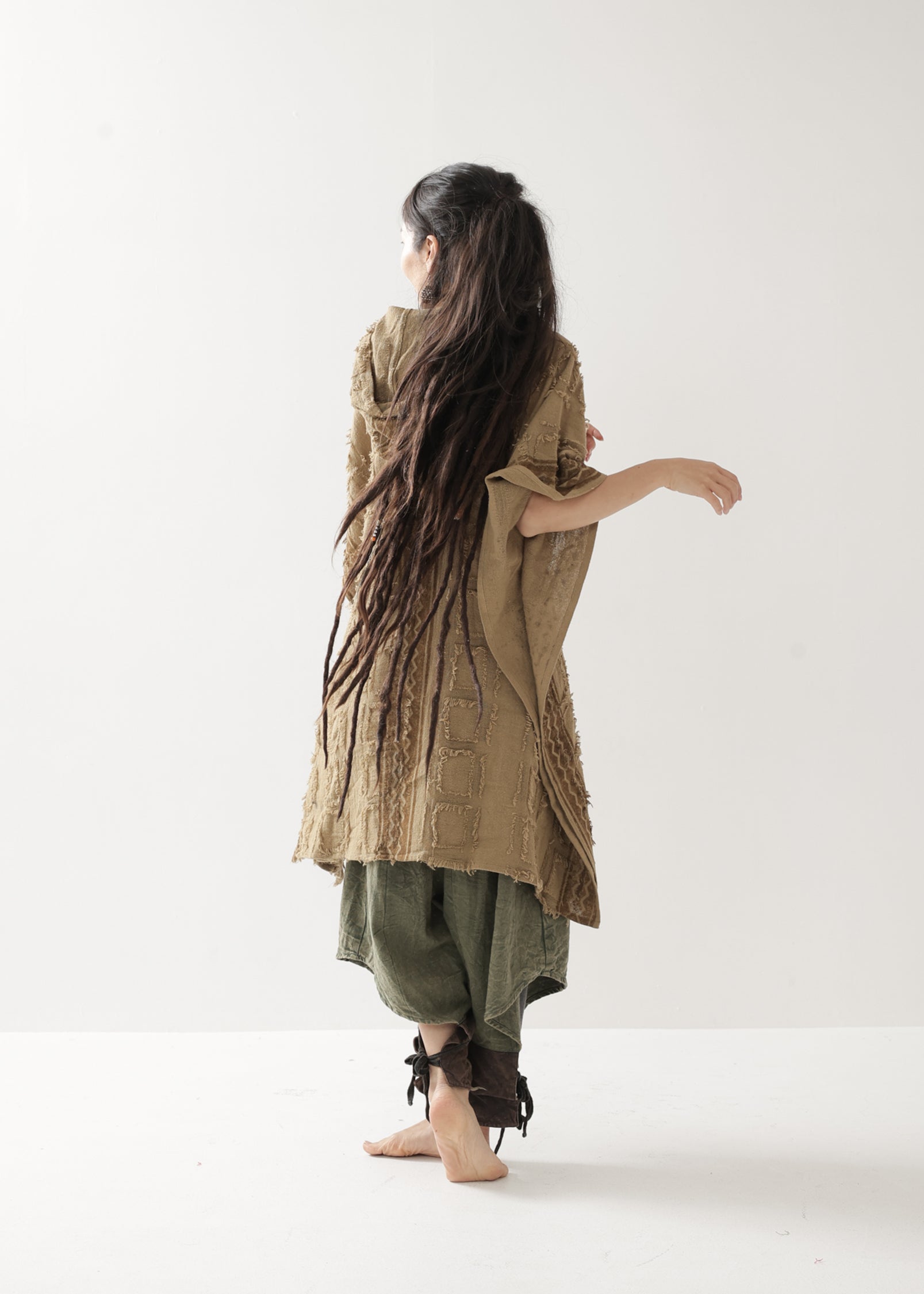 [Tribal Earth/ユニセックス] オーガニックコットン FREJA フーディビッグポンチョ