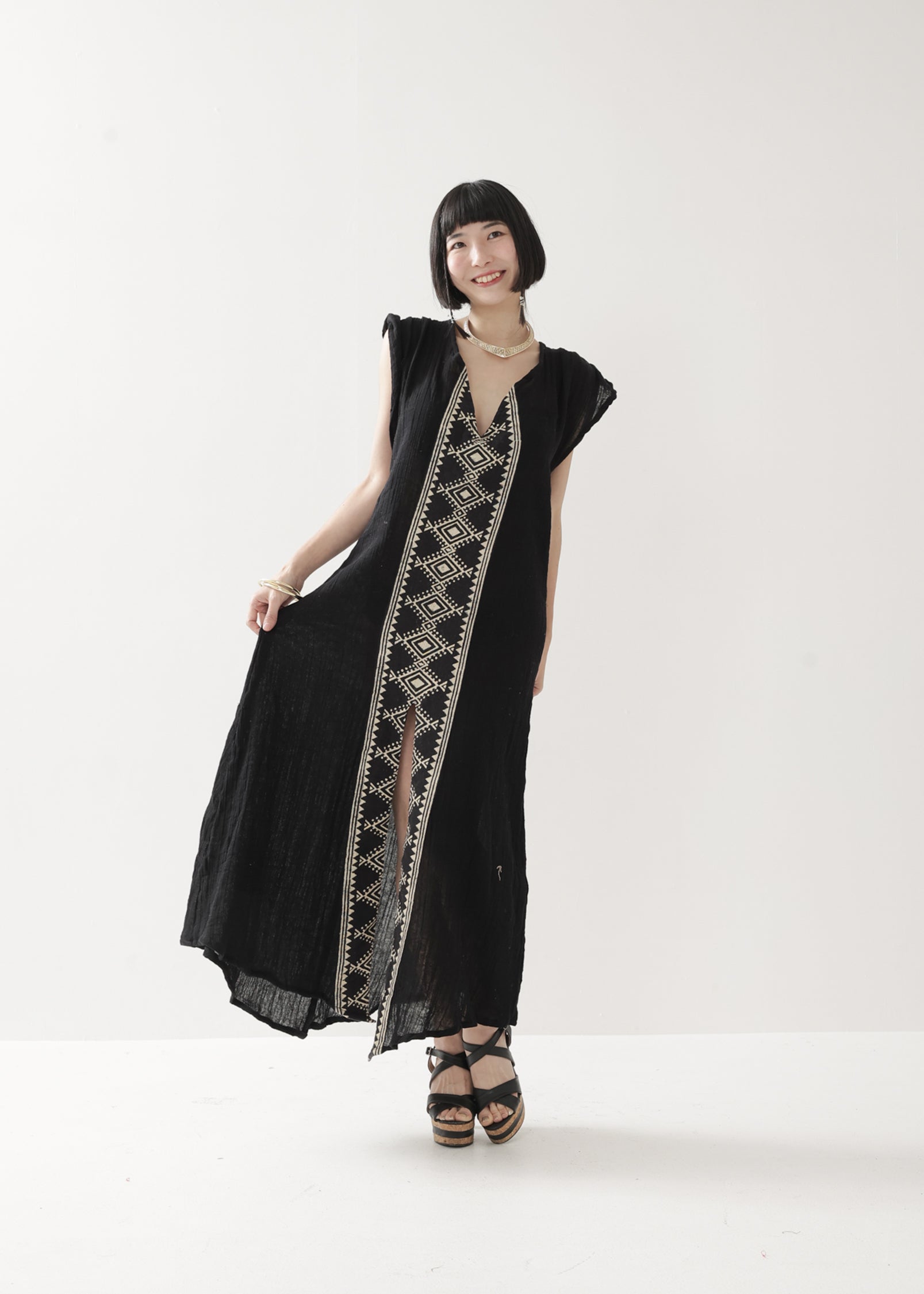 関送込*CIDER*カウルネック ソリッドシャーリング マキシドレス セール】Gathered Neck Maxi Dress/ギャザーネックマキシドレス
