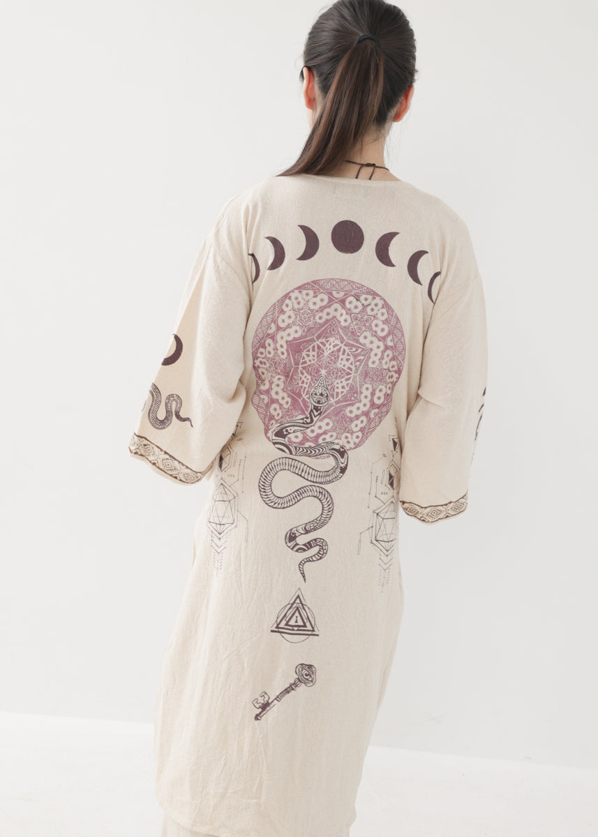 [奇なりの高次元場 × KujA コラボ限定品] KANNAGI ジオトリム・ストレートローブ