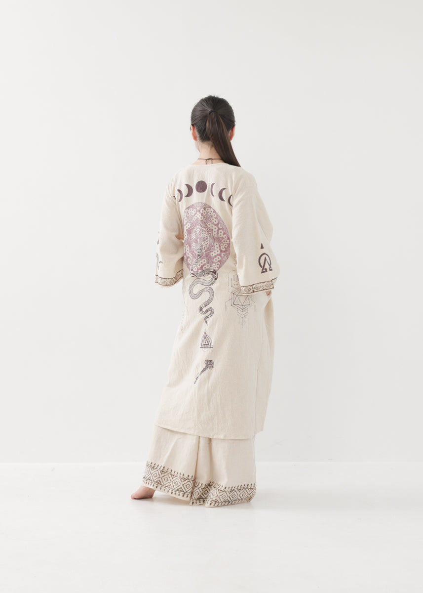 [奇なりの高次元場 × KujA コラボ限定品] KANNAGI ジオトリム・ストレートローブ