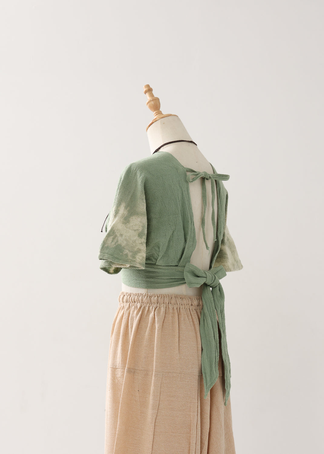 [Khadi of Love] バックノット・ カイトスリーブトップス (草木染め/全２色)