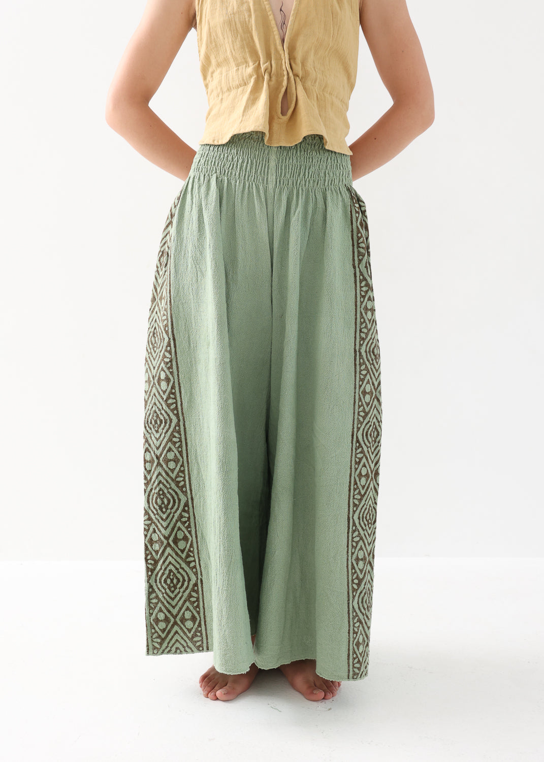[Tribal Earth] サイドブロック high waist ワイドフレアパンツ 全2色