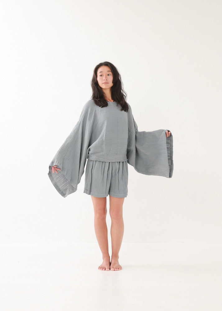 [NATURE FLOW / セットアップ] 平織りボートフレアトップス＆キュロット (Blue Gray)