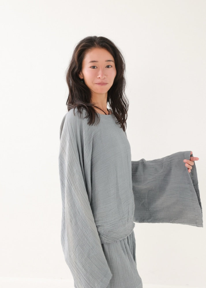 [NATURE FLOW / セットアップ] 平織りボートフレアトップス＆キュロット (Blue Gray)