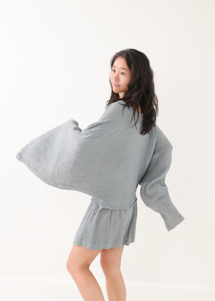 [NATURE FLOW / セットアップ] 平織りボートフレアトップス＆キュロット (Blue Gray)