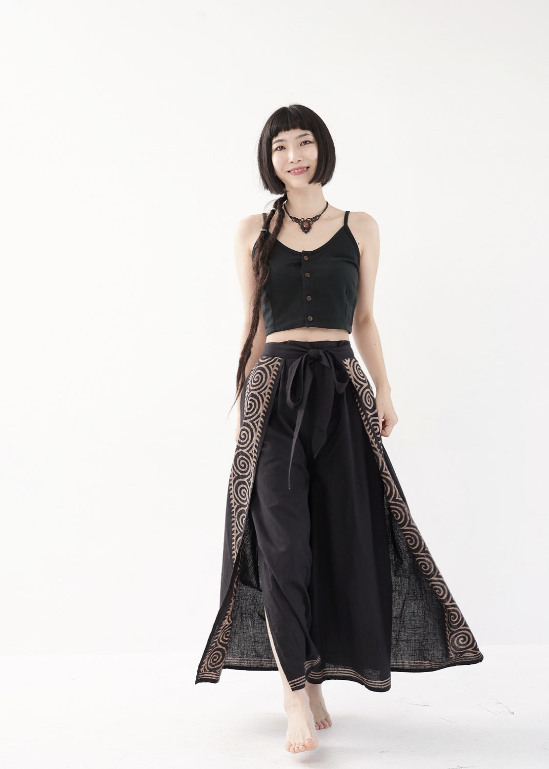 [Khadi of Love] ココナッツボタン・クロップドキャミソール 全2色