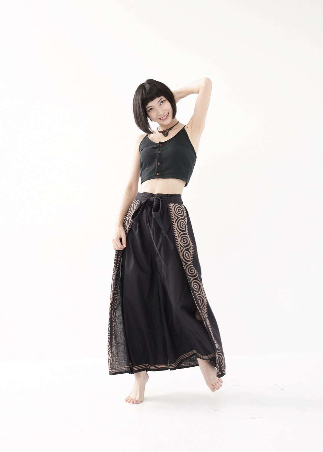 [Khadi of Love] ココナッツボタン・クロップドキャミソール 全2色