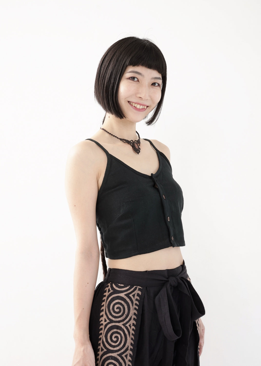 [Khadi of Love] ココナッツボタン・クロップドキャミソール 全2色