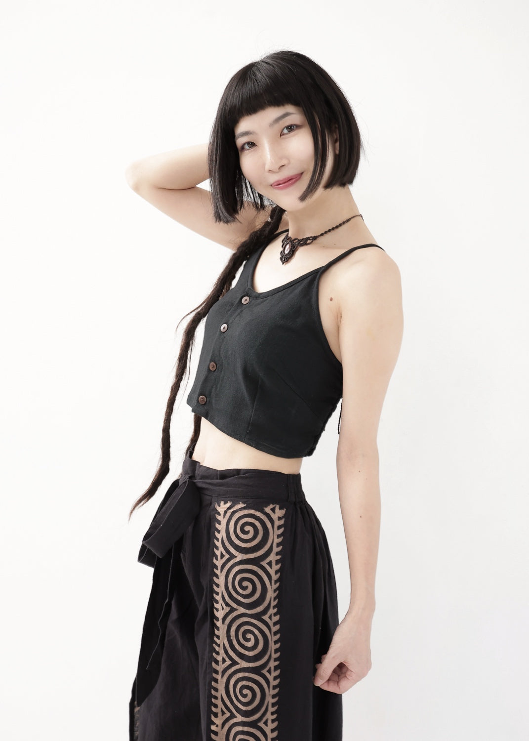 [Khadi of Love] ココナッツボタン・クロップドキャミソール 全2色
