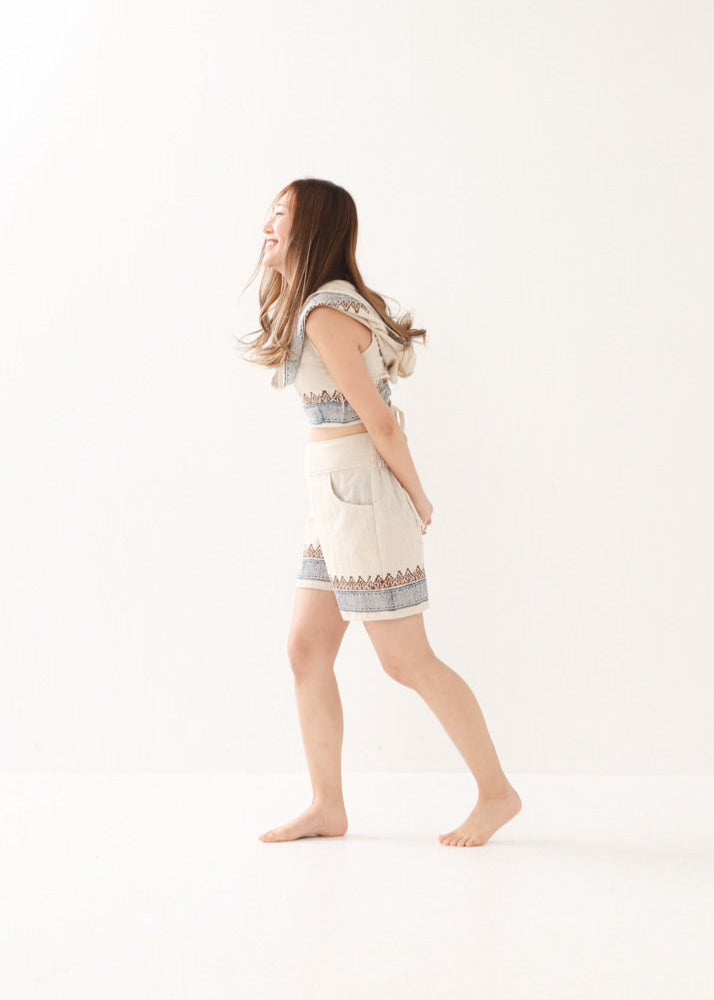 [セットアップ] tribal breeze 編み上げ2wayフーディトップス＆ハーフパンツ