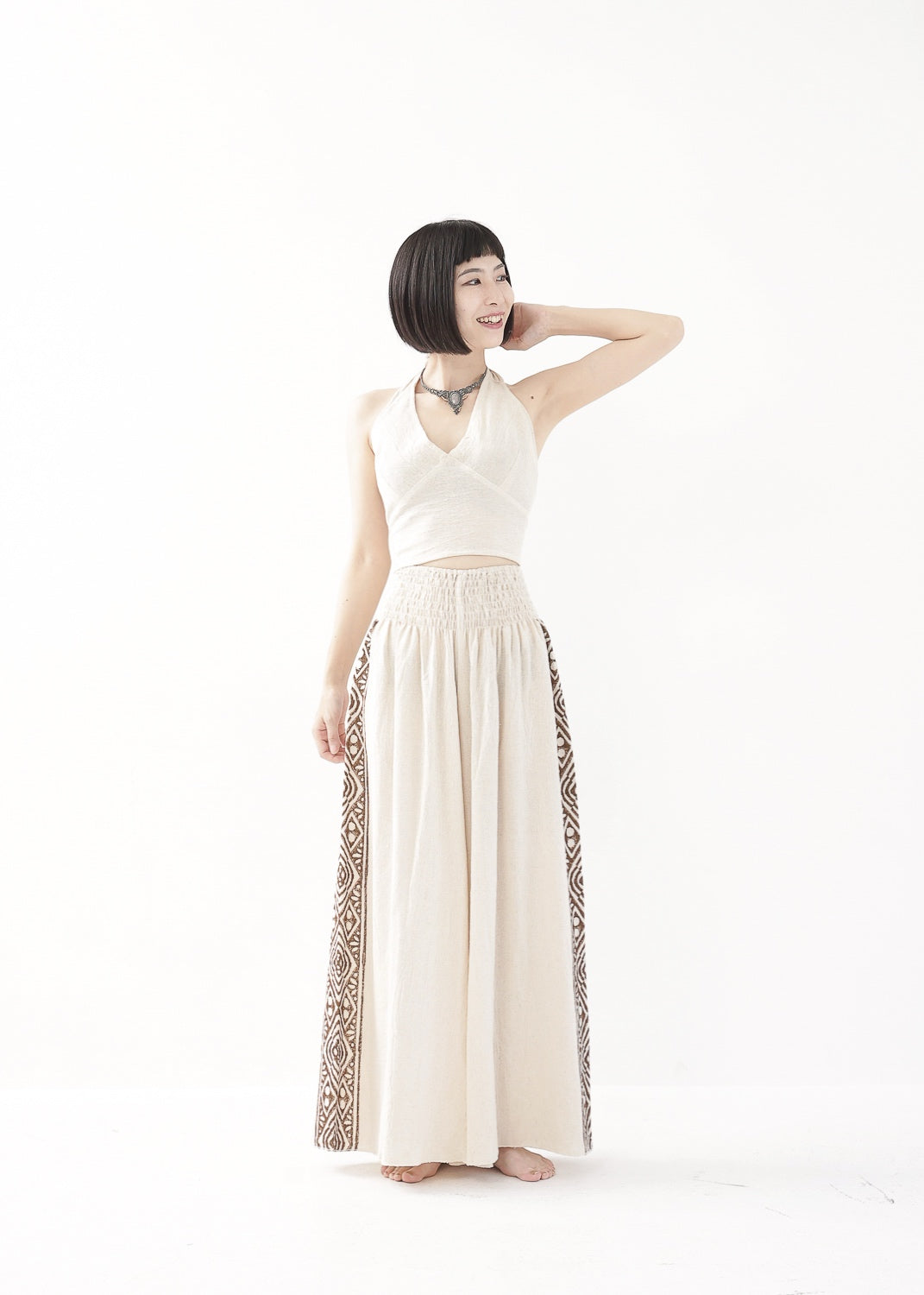 [Khadi of Love] Vネックホルター・クロップドトップス (きなり)