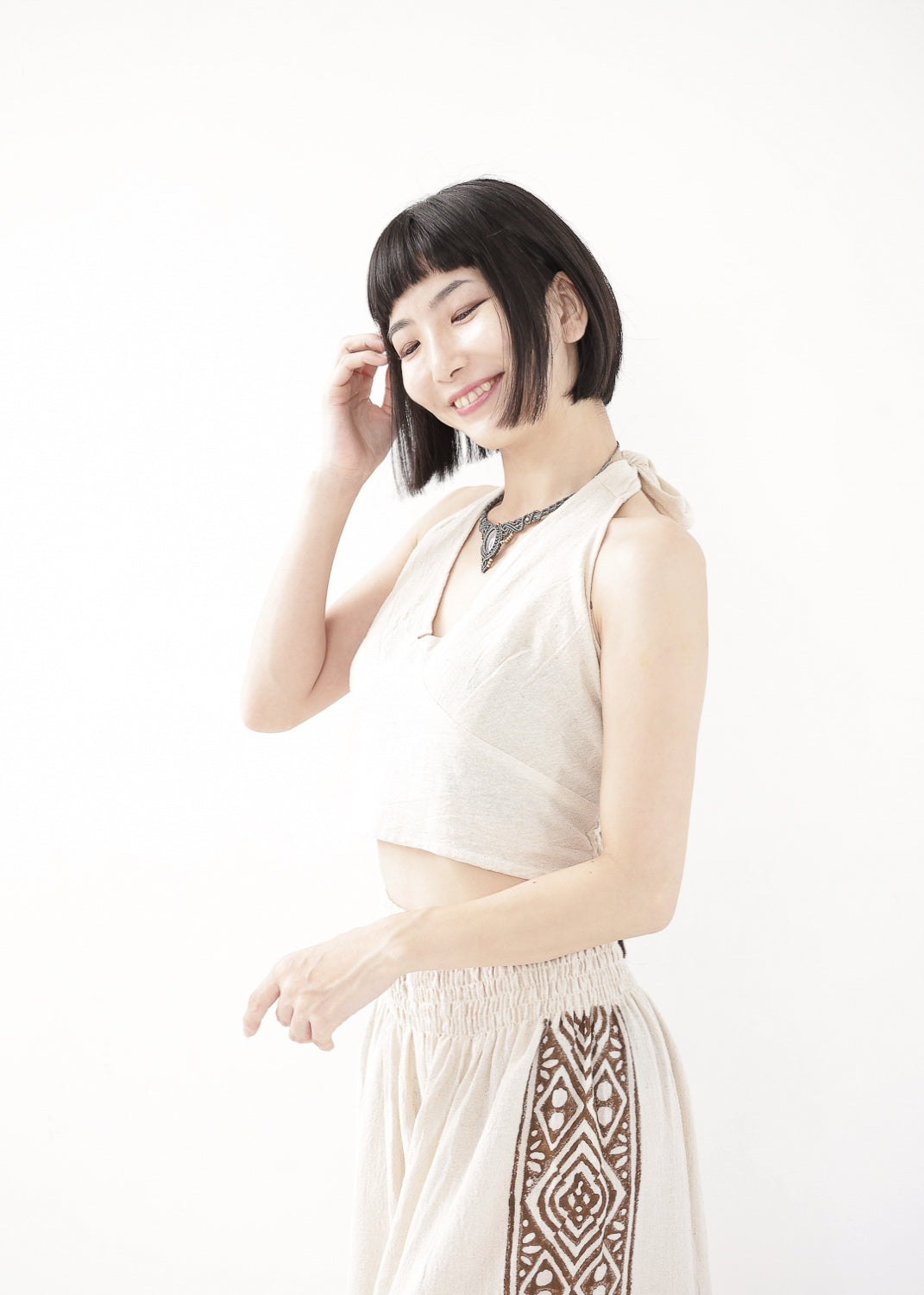 [Khadi of Love] Vネックホルター・クロップドトップス (きなり)
