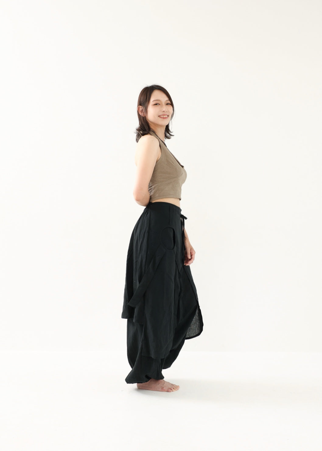 [Khadi of Love / 草木染め] Vネックホルター・クロップドトップス 全3色