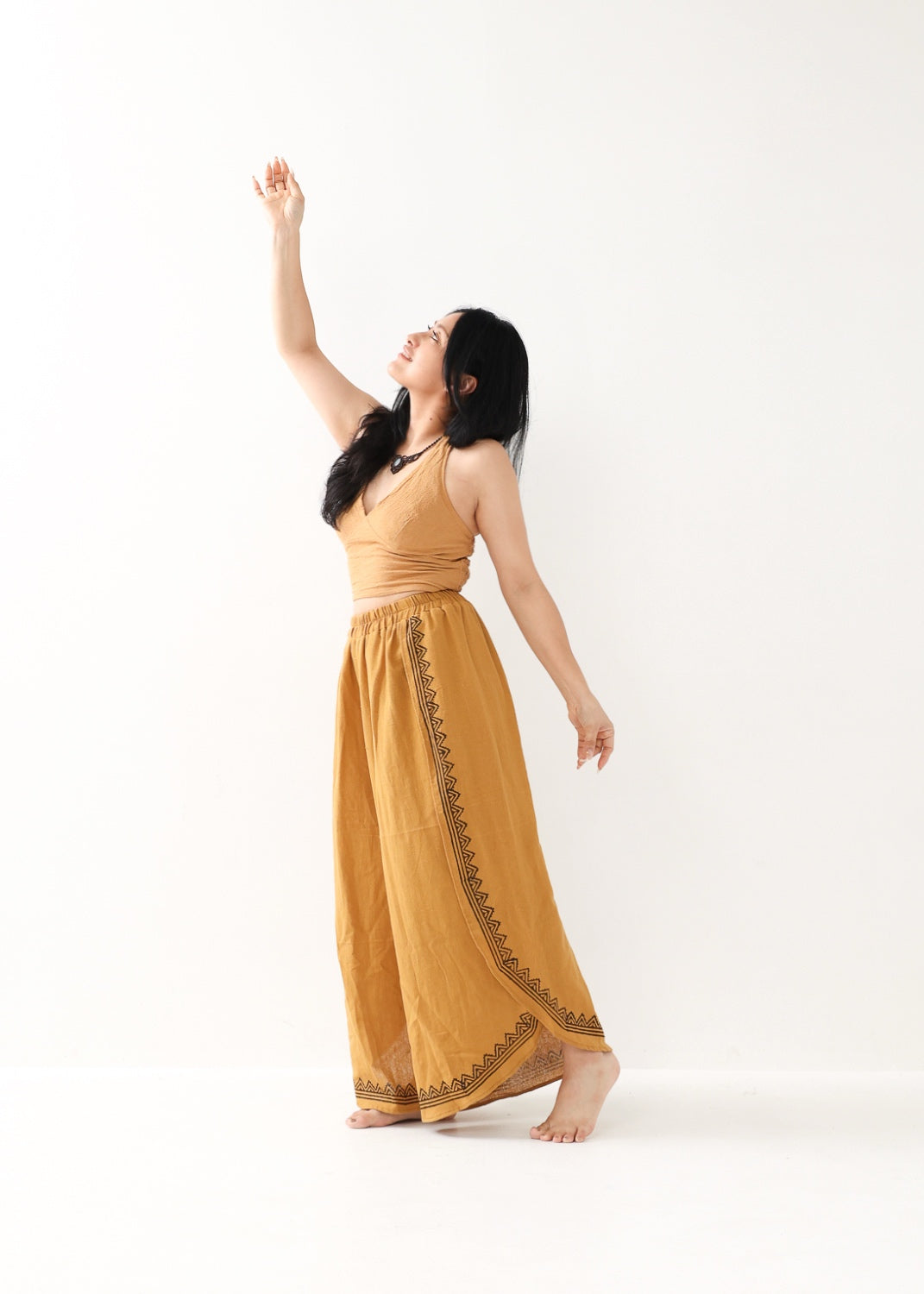 [Khadi of Love / 草木染め] Vネックホルター・クロップドトップス 全3色