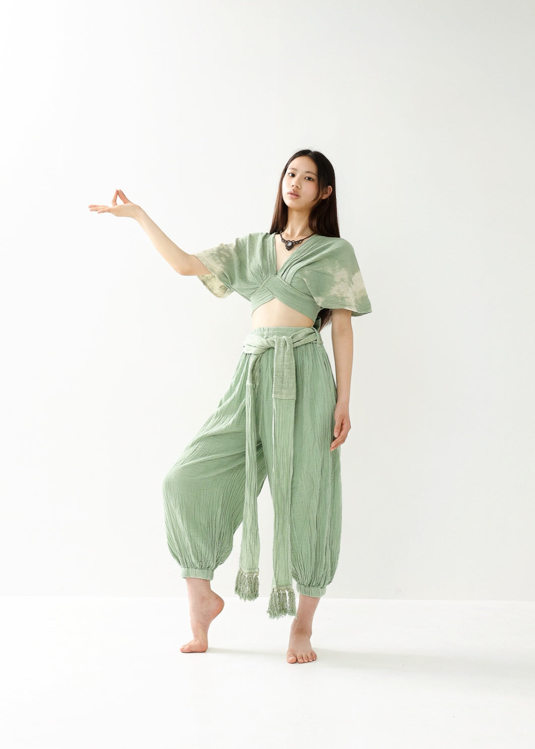 [Khadi of Love] バックノット・ カイトスリーブトップス (草木染め/全２色)
