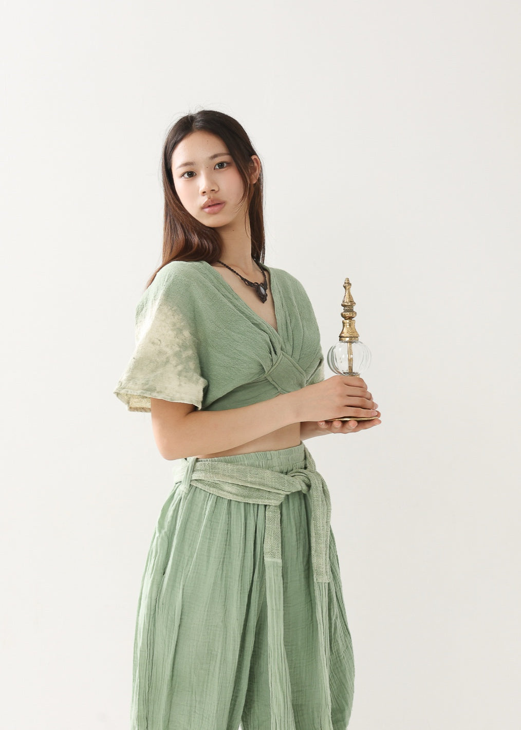 [Khadi of Love] バックノット・ カイトスリーブトップス (草木染め/全２色)