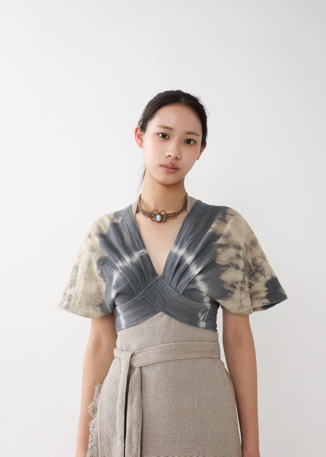 [Khadi of Love] バックノット・ カイトスリーブトップス (草木染め/全２色)