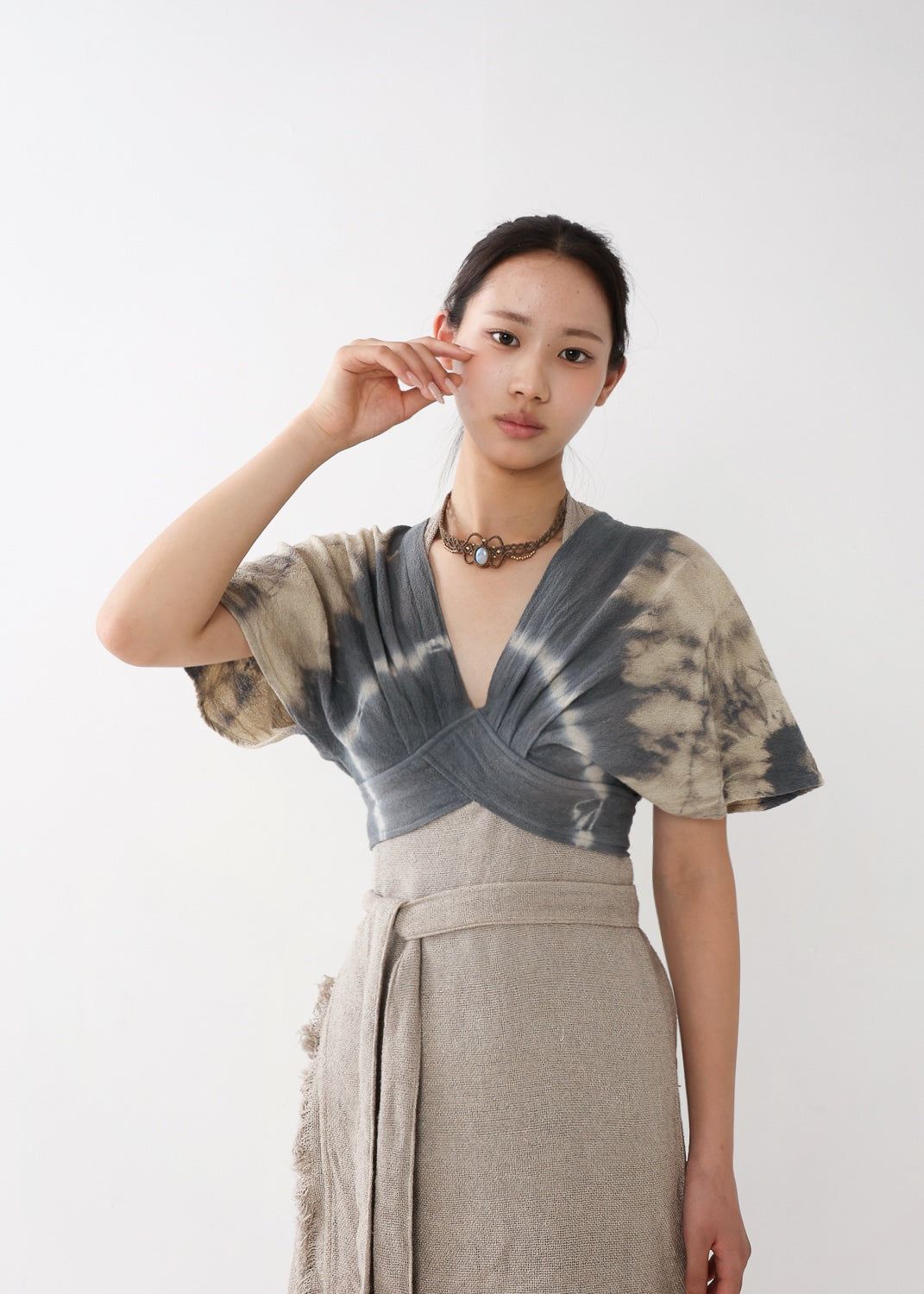 [Khadi of Love] バックノット・ カイトスリーブトップス (草木染め/全２色)