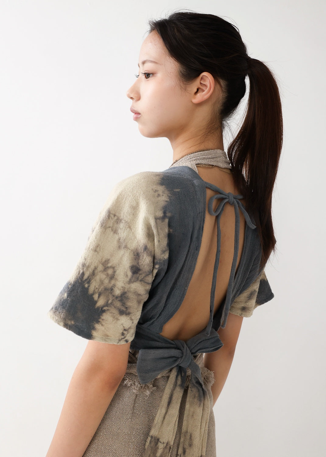 [Khadi of Love] バックノット・ カイトスリーブトップス (草木染め/全２色)