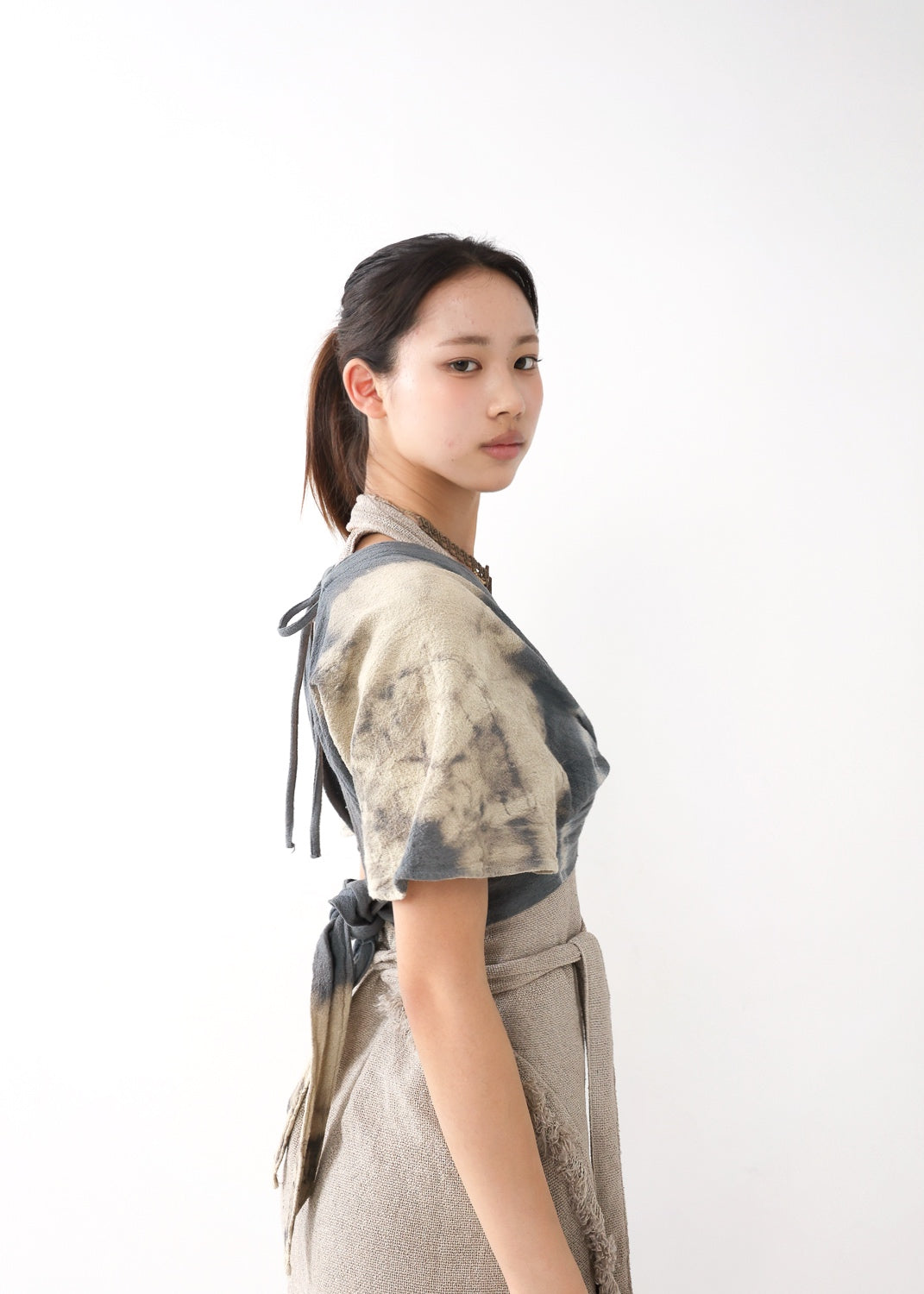 [Khadi of Love] バックノット・ カイトスリーブトップス (草木染め/全２色)