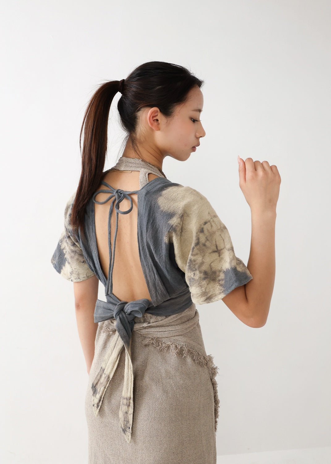 [Khadi of Love] バックノット・ カイトスリーブトップス (草木染め/全２色)