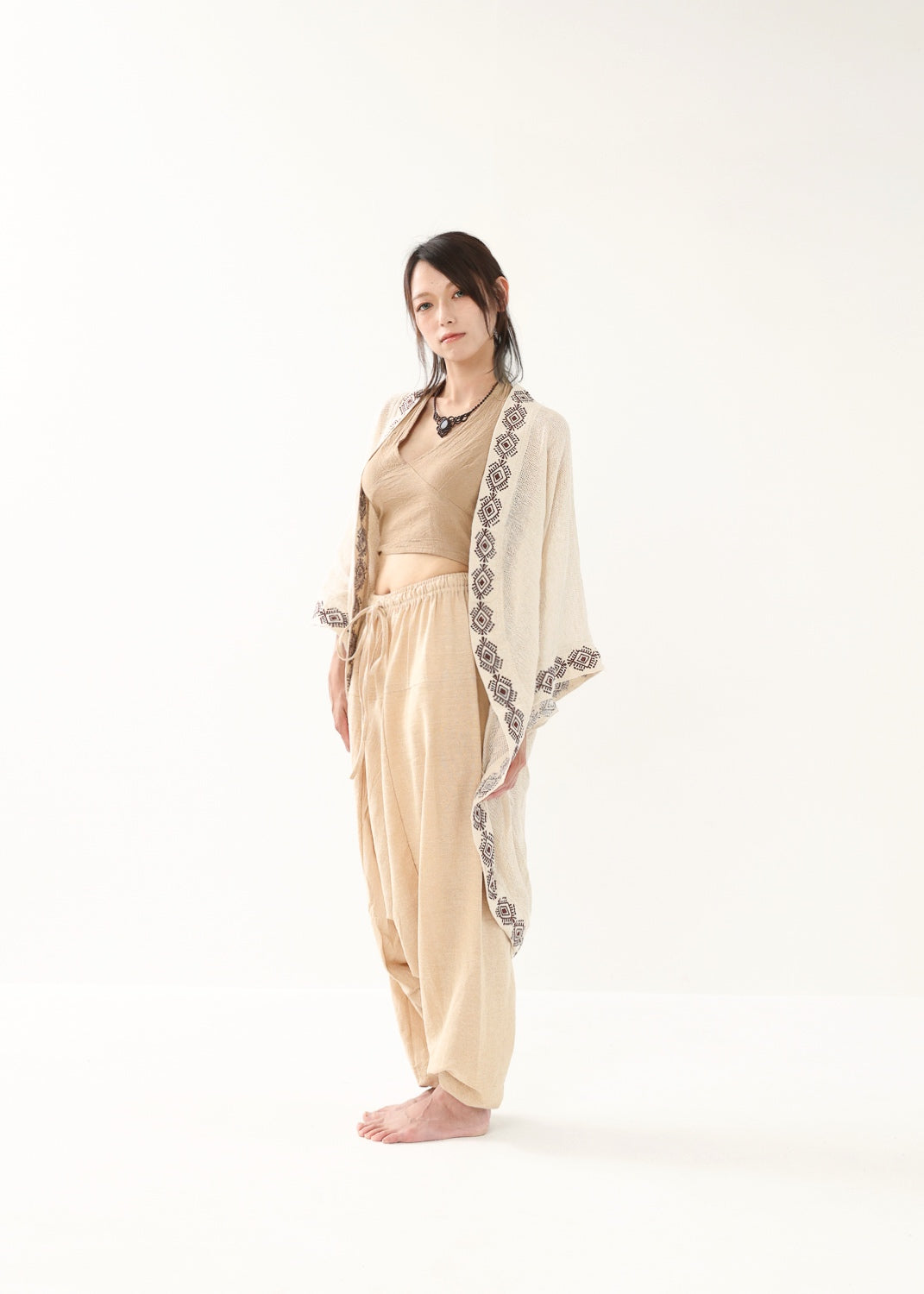 [HINO Ivory /ハンドメイド刺繍] フィッシュテール・コットンニット羽織 Kimono