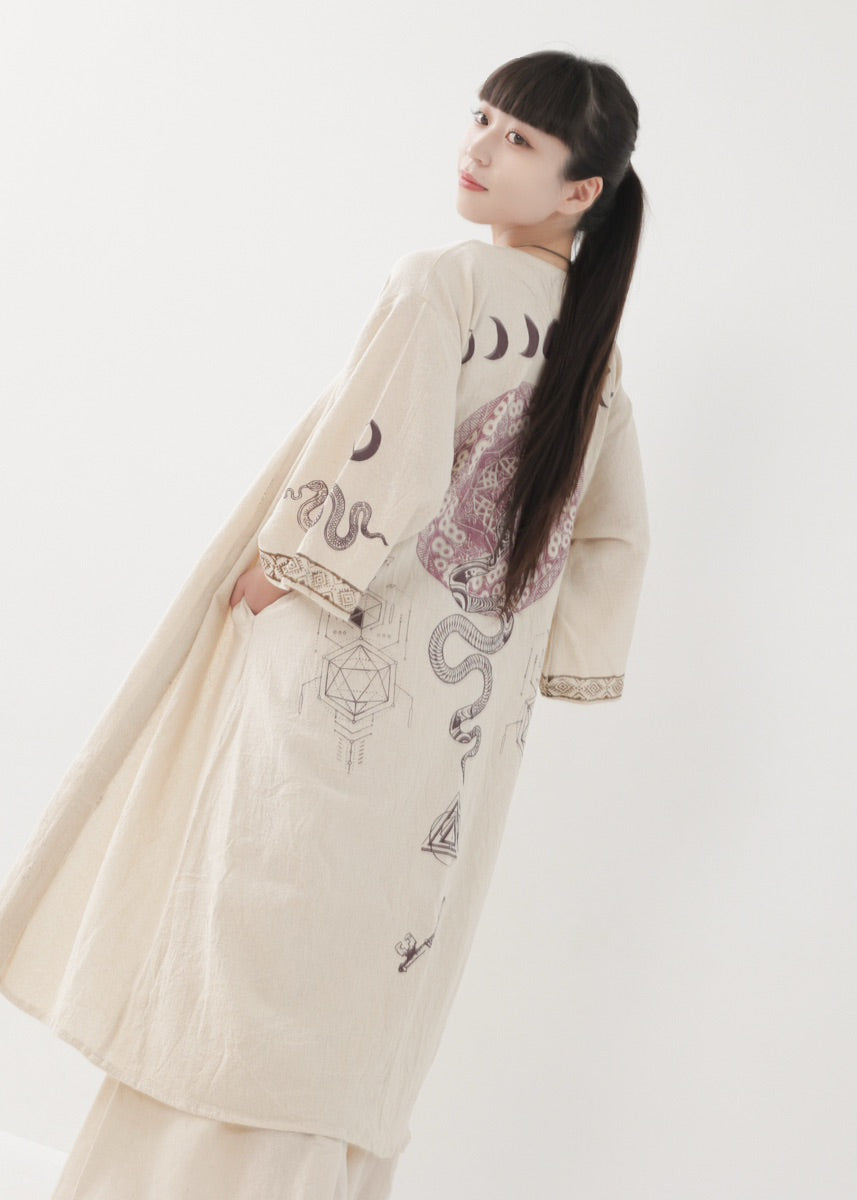 [奇なりの高次元場 × KujA コラボ限定品] KANNAGI ジオトリム・ストレートローブ