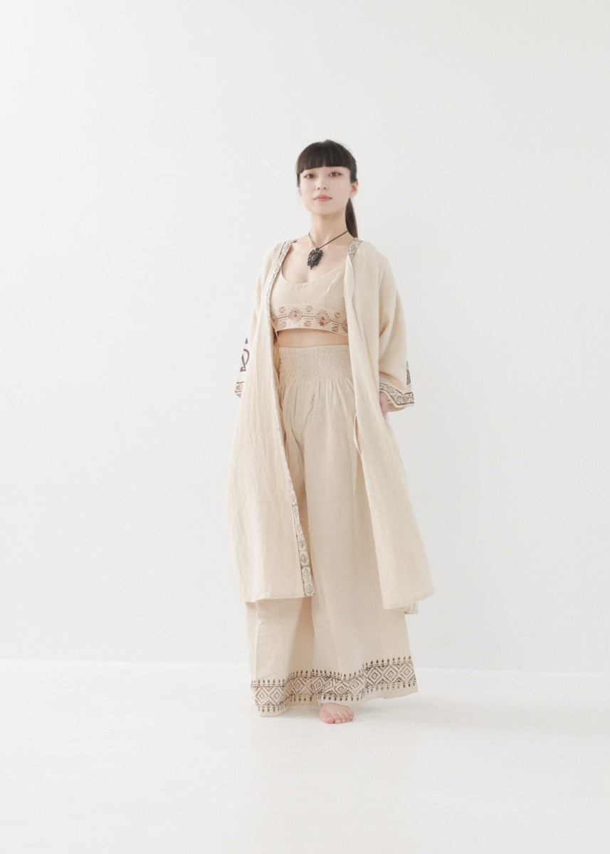 [奇なりの高次元場 × KujA コラボ限定品] KANNAGI ジオトリム・ストレートローブ