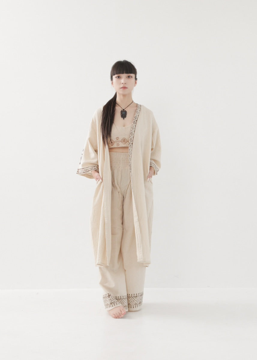 [奇なりの高次元場 × KujA コラボ限定品] KANNAGI ジオトリム・ストレートローブ