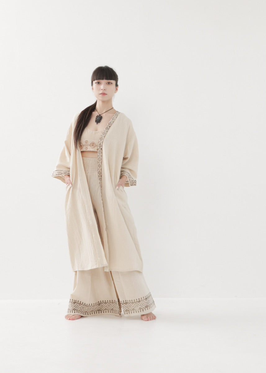 [奇なりの高次元場 × KujA コラボ限定品] KANNAGI ジオトリム・ストレートローブ