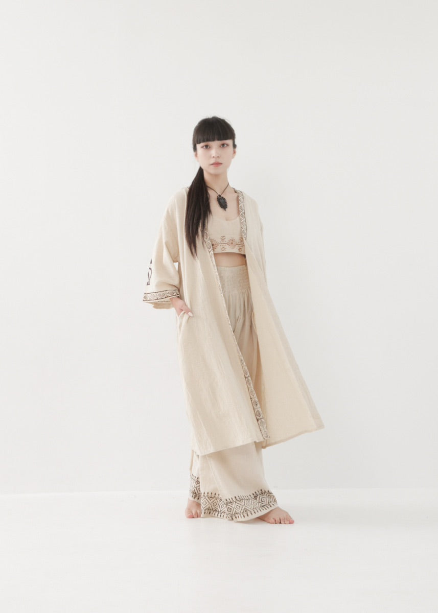 [奇なりの高次元場 × KujA コラボ限定品] KANNAGI ジオトリム・ストレートローブ