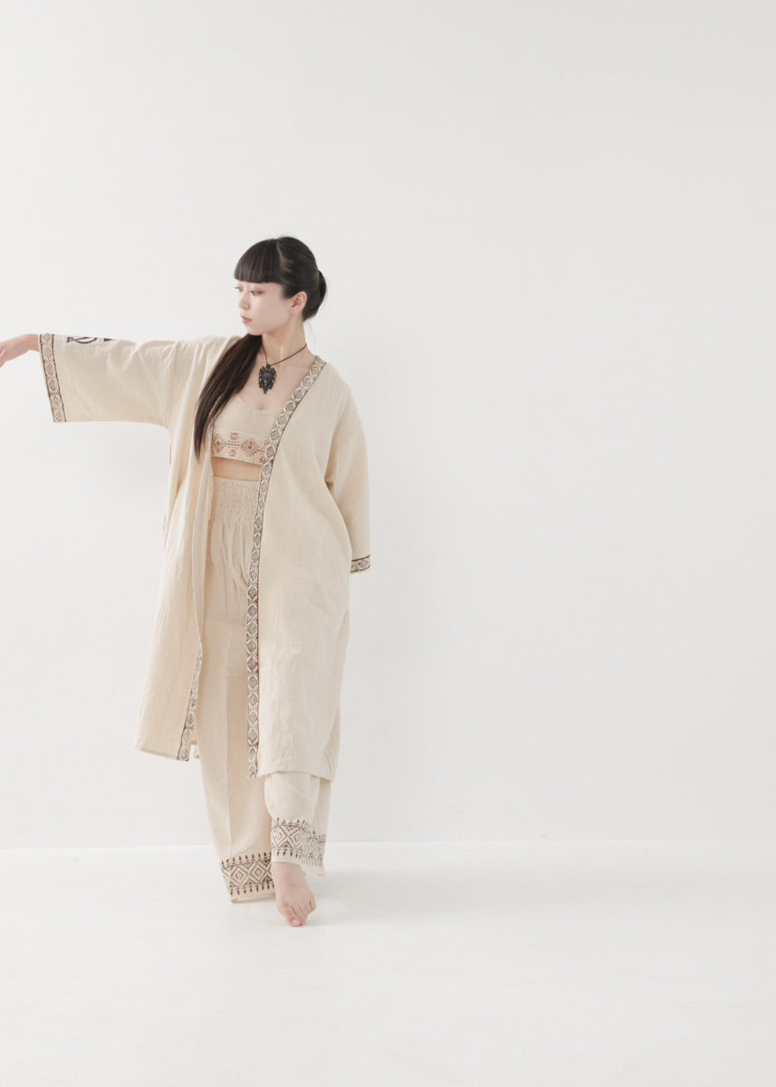 [奇なりの高次元場 × KujA コラボ限定品] KANNAGI ジオトリム・ストレートローブ