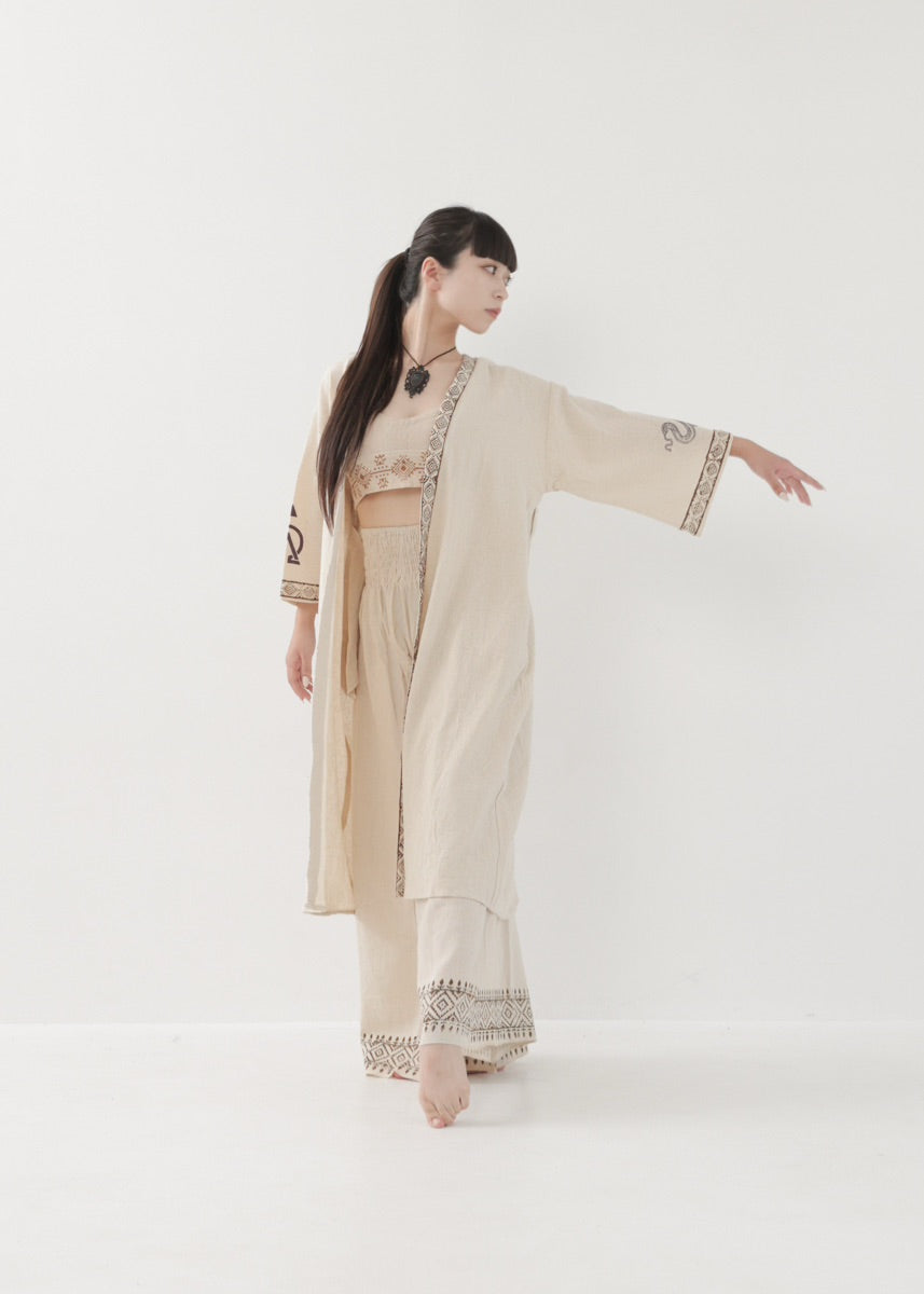 [奇なりの高次元場 × KujA コラボ限定品] KANNAGI ジオトリム・ストレートローブ